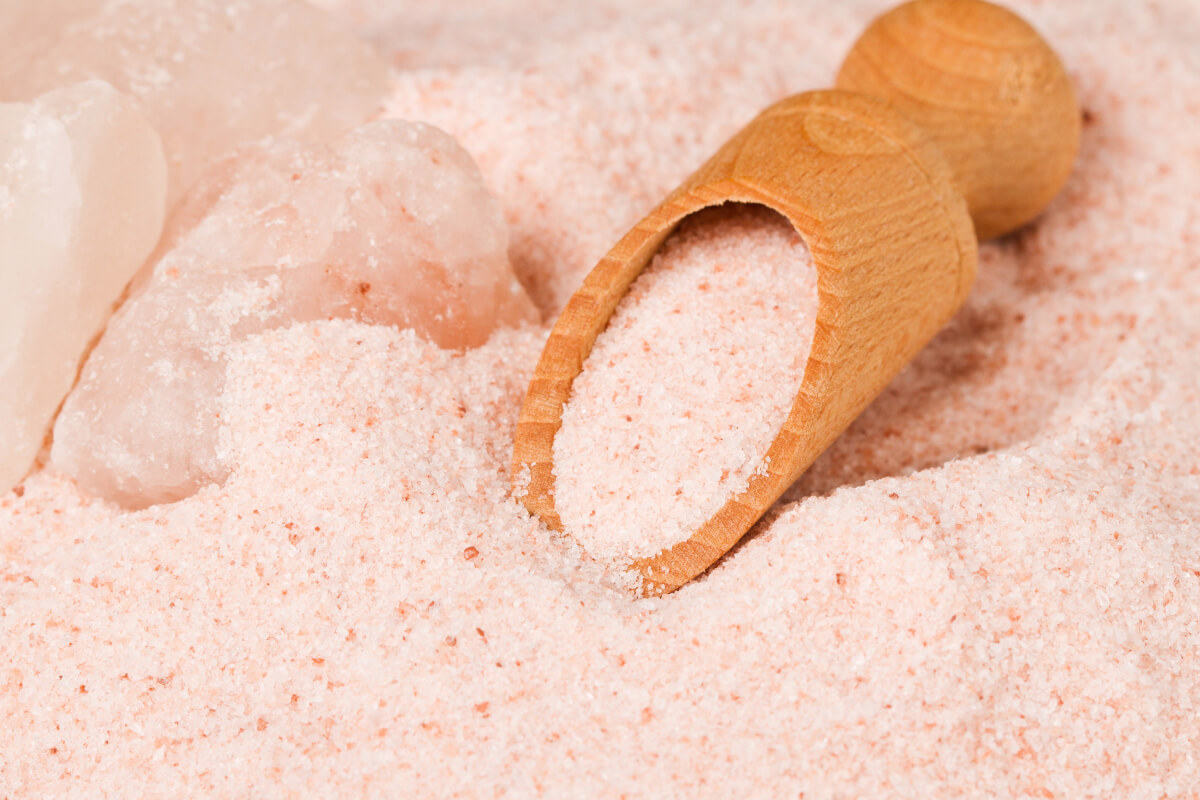 bathing with pink salt